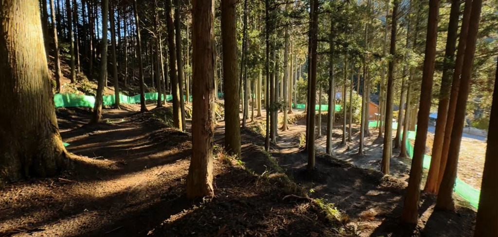 PAWTOPIA（パウトピア）｜愛犬と楽しむドッグラン・カフェ・アスレチック